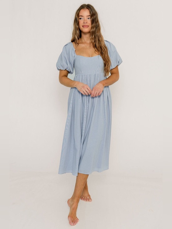 Worth Collective Dresses & Skirts - Lilac Puff-Sleeve Midi Dress with Scoop Neck